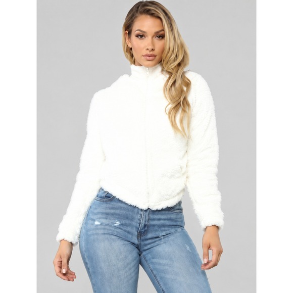 Fashion Nova Jackets & Blazers - White Faux Fur Hooded Zip Up Cropped Jacket Size Small